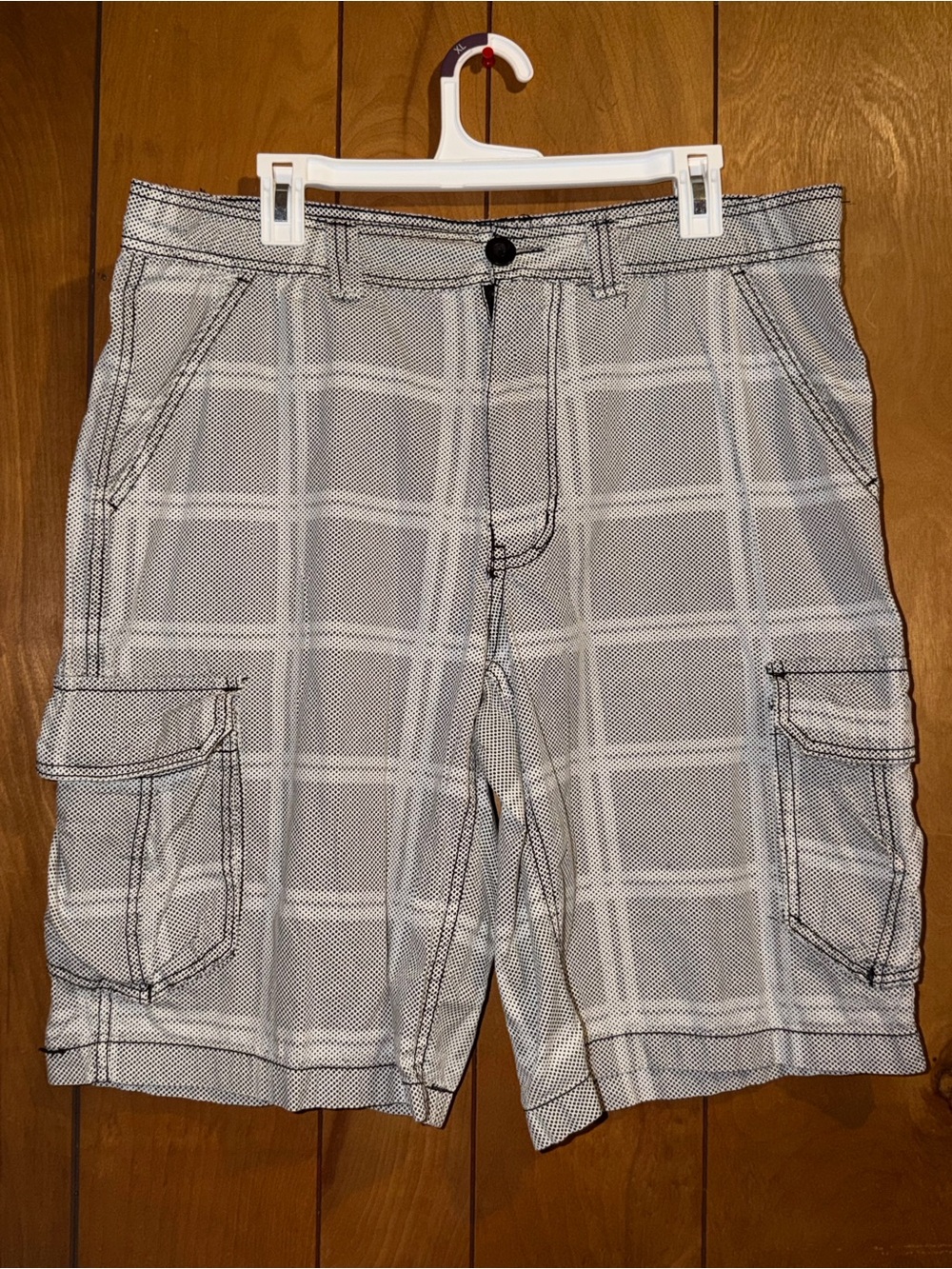 Route 66 Men's Light Gray Plaid Cargo Shorts